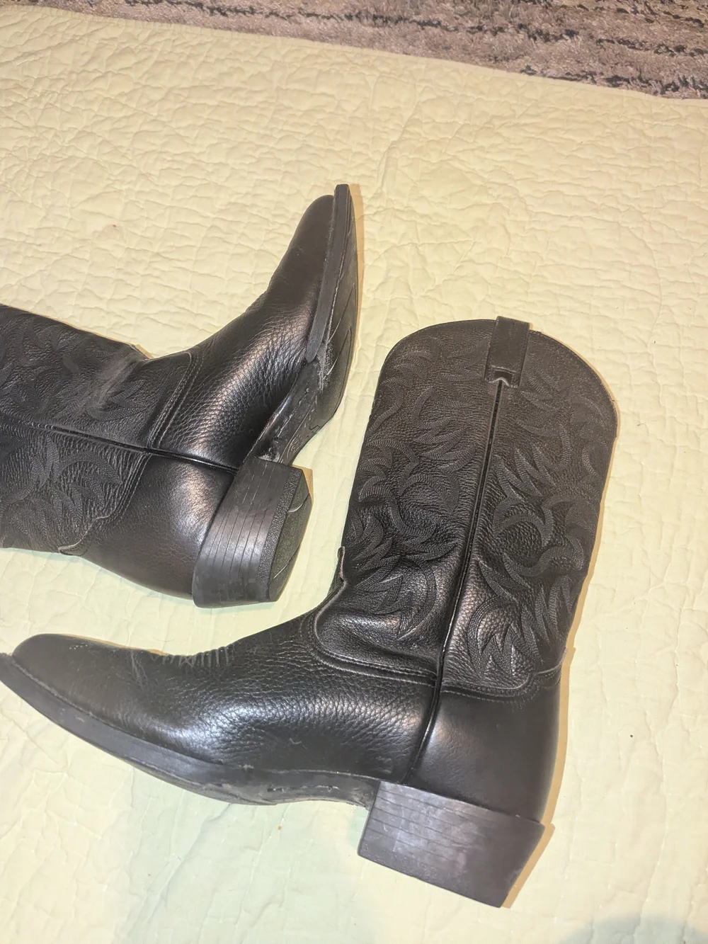 Ariat Black Western Leather Stitch-Pattern Boots